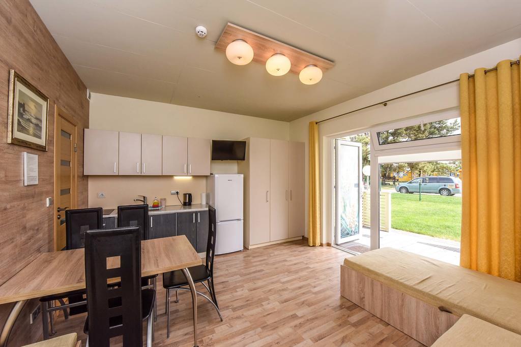 Šventoji Apartamentai Trys Pusys מראה חיצוני תמונה